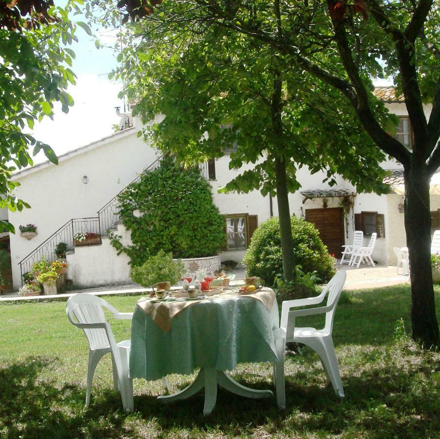 Bed And Breakfast Casale Isorella San Gemini Εξωτερικό φωτογραφία